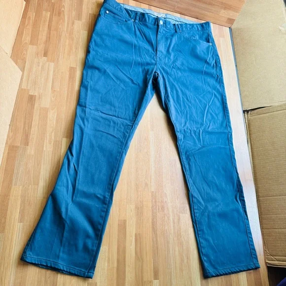 Peter Millar blue golf pants size 38 - Picture 1 of 14